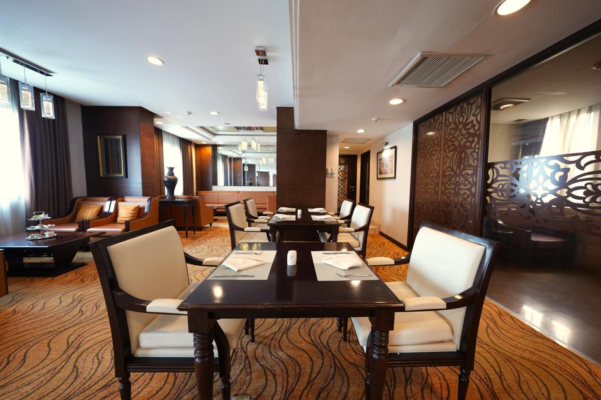 הו צ'י מין סיטי Saigon Prince Hotel מראה חיצוני תמונה