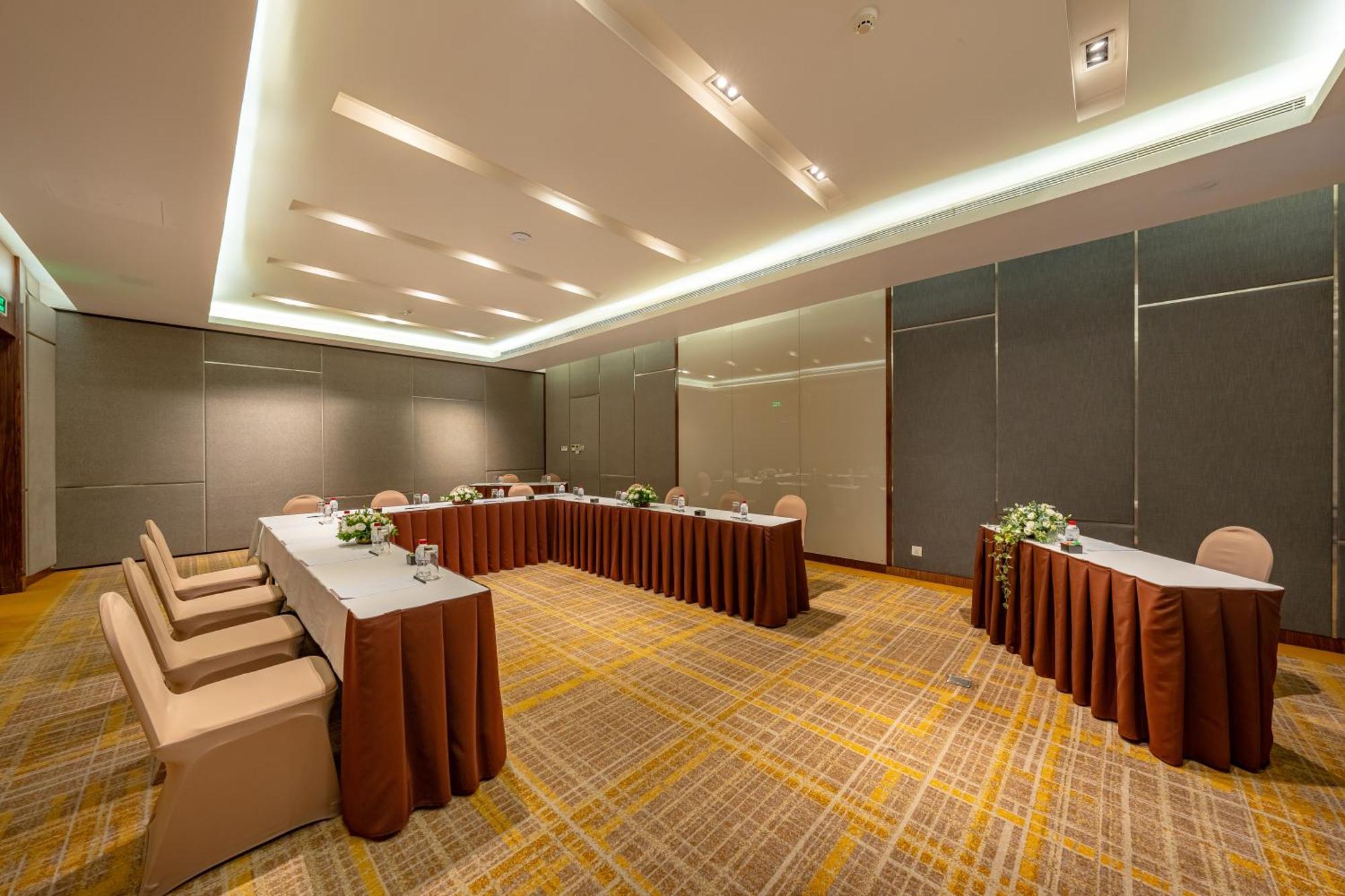 הו צ'י מין סיטי Saigon Prince Hotel מראה חיצוני תמונה