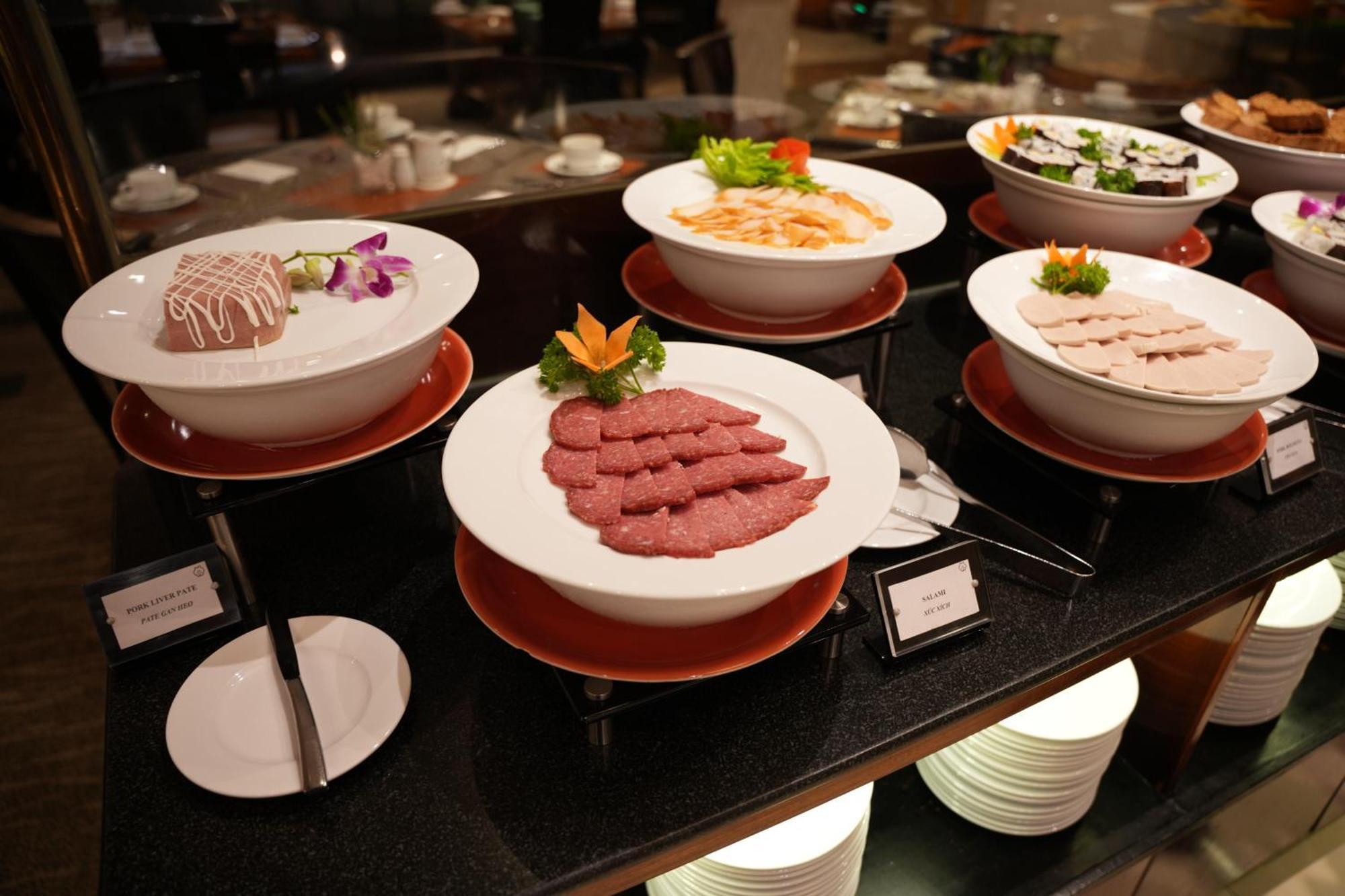 הו צ'י מין סיטי Saigon Prince Hotel מראה חיצוני תמונה